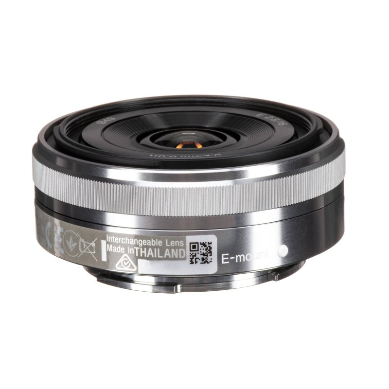 Sony E 16mm f/2.8