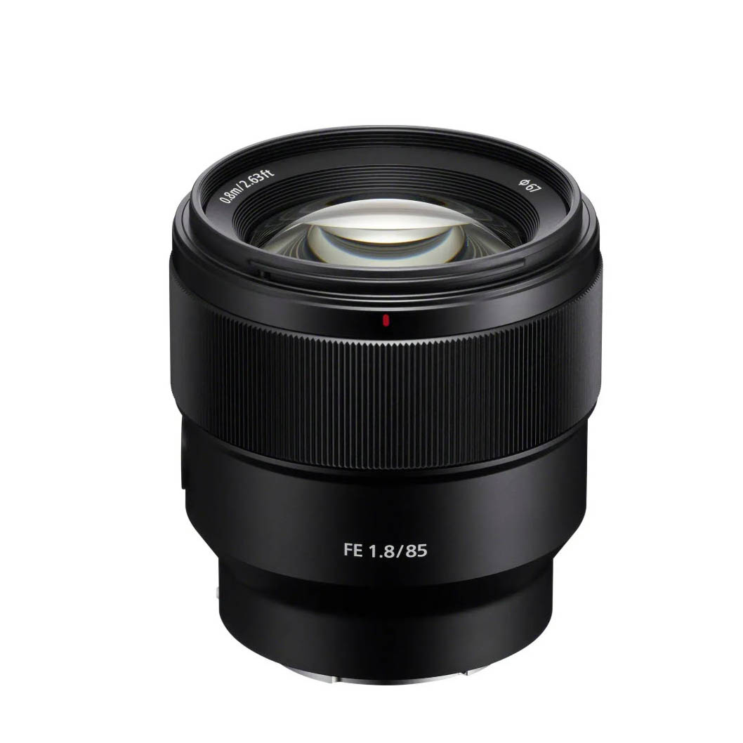 Sony FE 85mm f/1.8 Sony FE 85mm f/1.8
